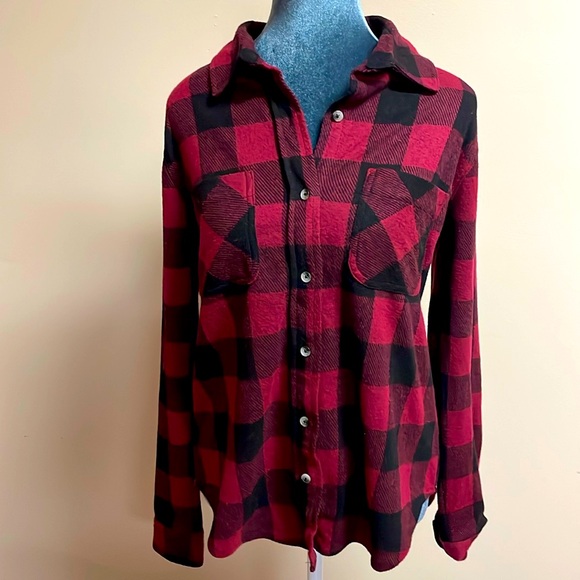 BeachLunchLounge Red and Black Small Flannel Shirt - Picture 1 of 4